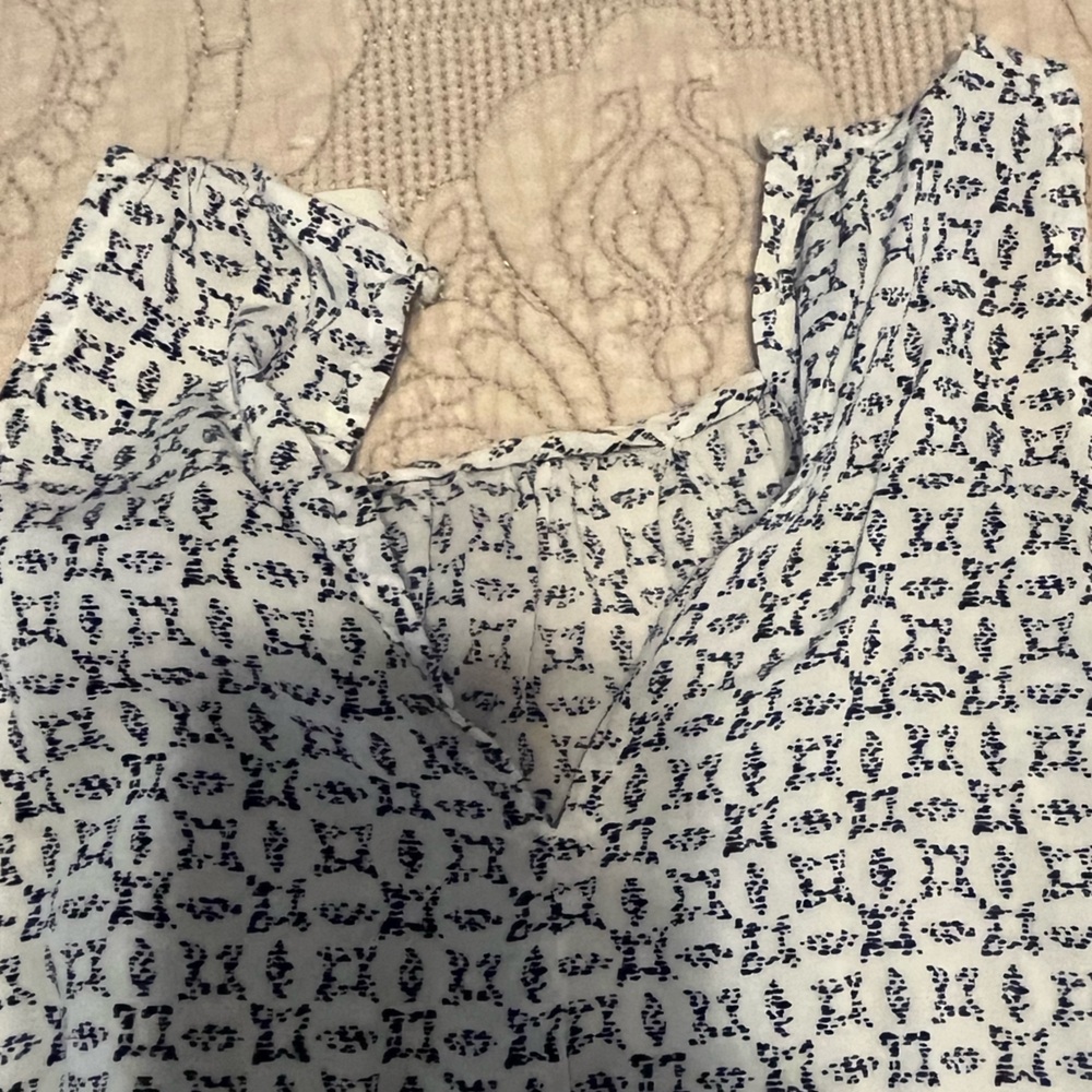 Bundle Of 3 Blouses Size Small/Xs - image 7